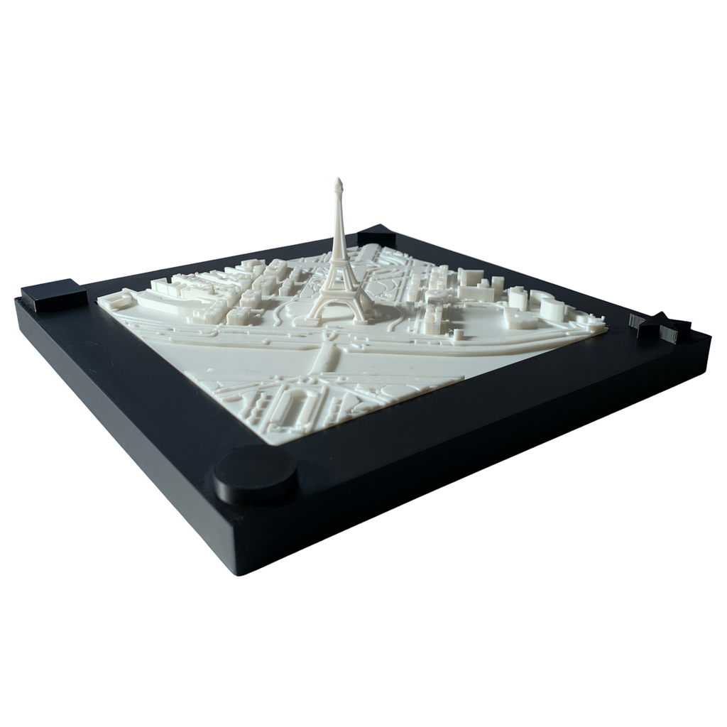 Eiffel Tower & Surroundings